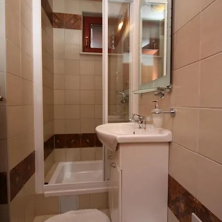 Apartamento By The Sea Mandre, Pag - 6474 Mandre
